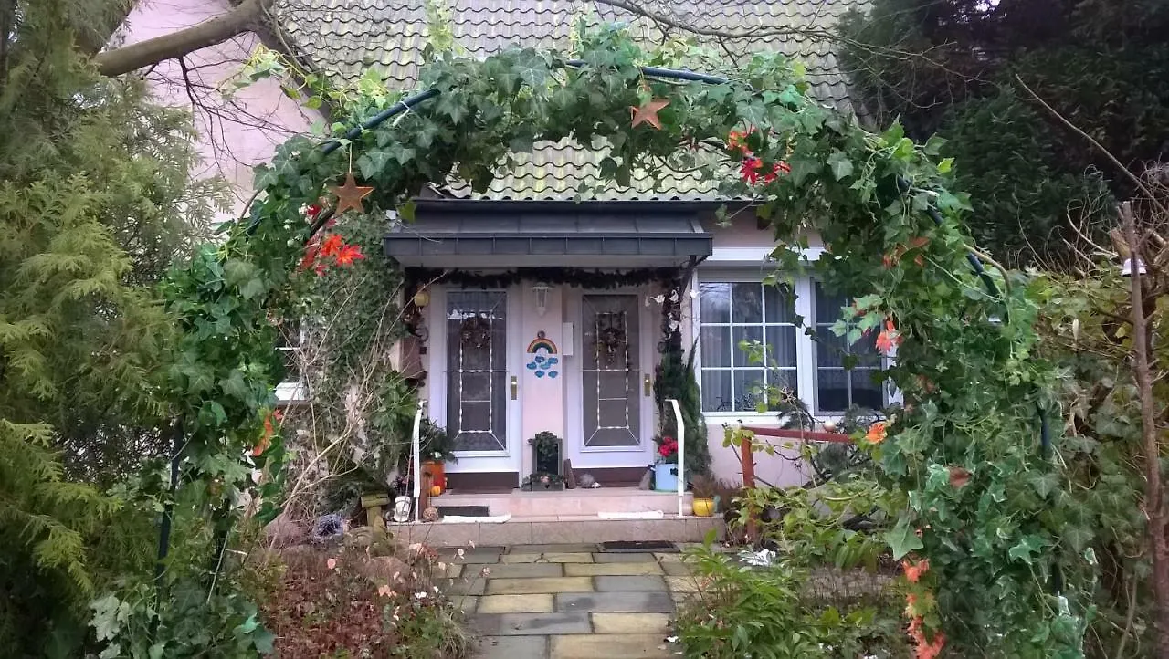 Gemütl. Ferienwohnung und Privatzimmer Hamburg 0*,  Deutschland